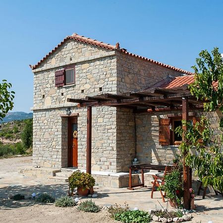 Oceanis Cottage House Ormos Koumeikon Exterior foto