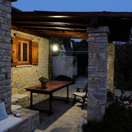 Oceanis Cottage House Ormos Koumeikon Exterior foto