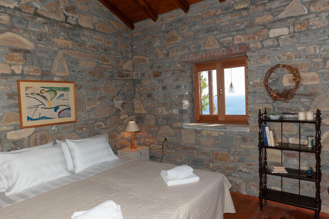 Oceanis Cottage House Ormos Koumeikon Exterior foto
