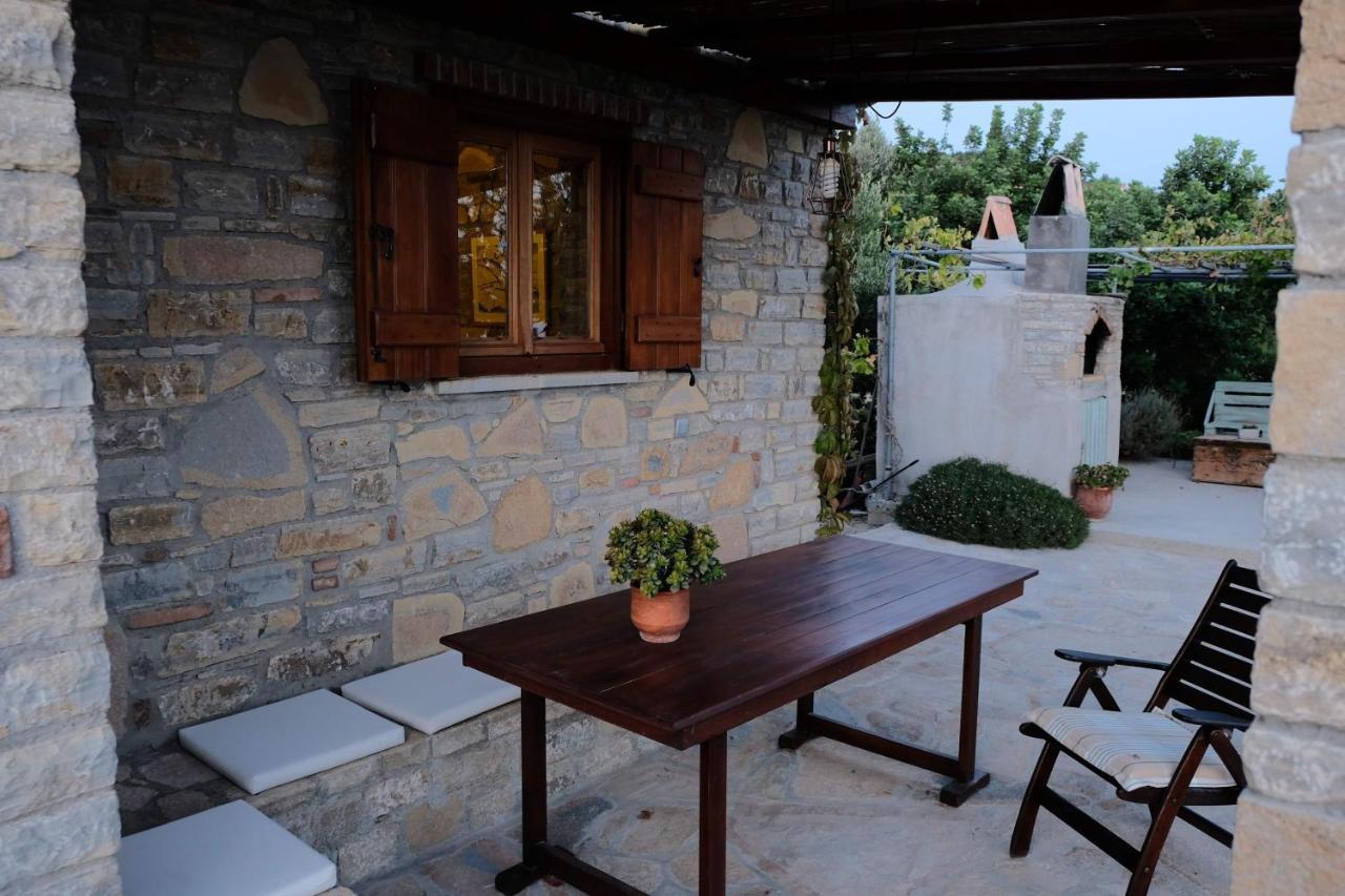 Oceanis Cottage House Ormos Koumeikon Exterior foto